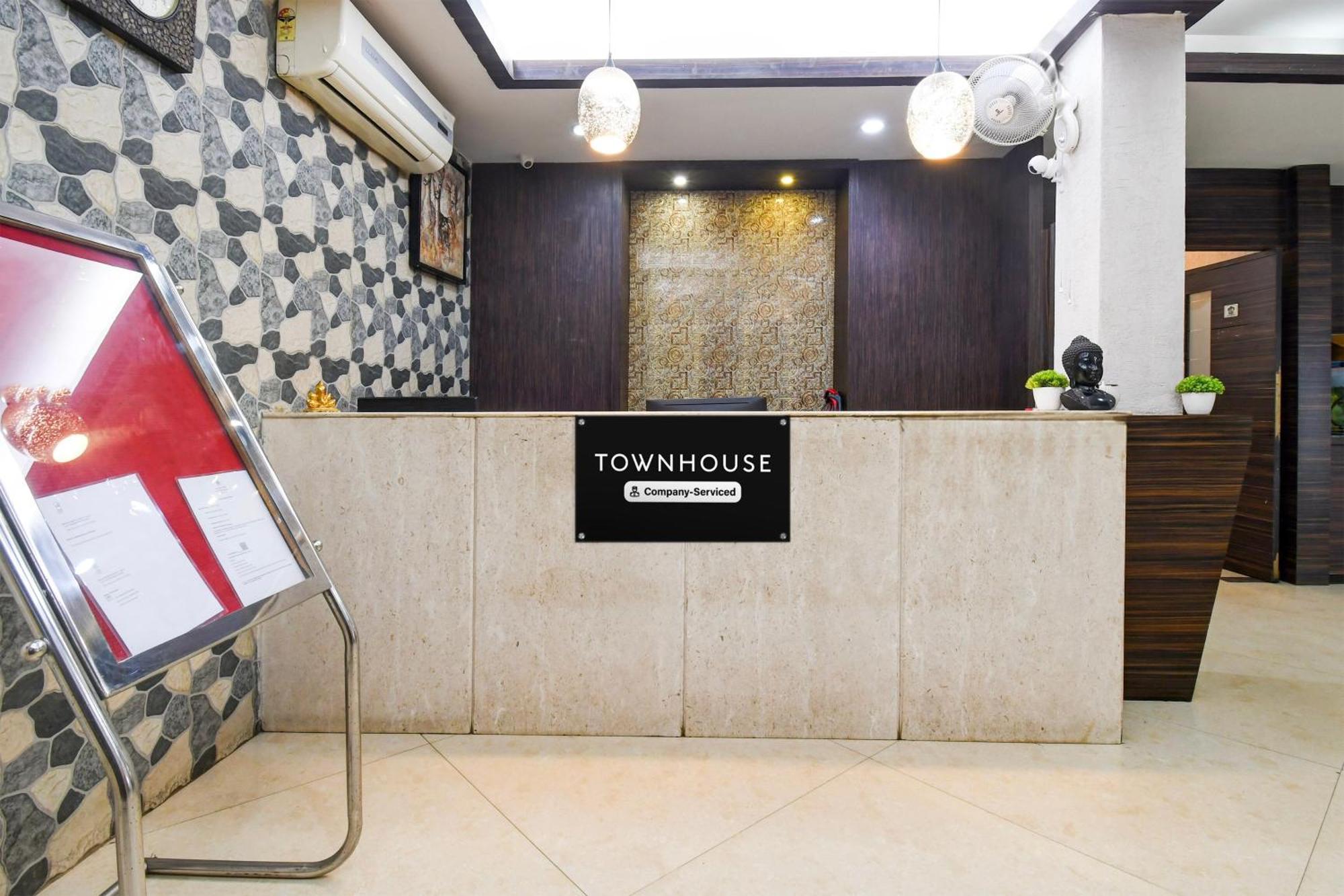 Super Townhouse Harmu Road Formerly Elite City Ranchi Exterior foto