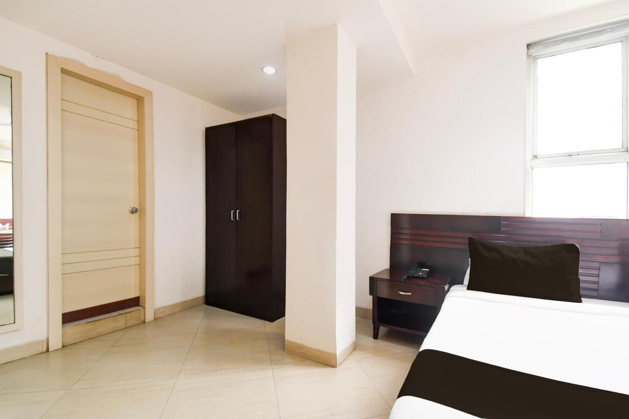 Super Townhouse Harmu Road Formerly Elite City Ranchi Exterior foto